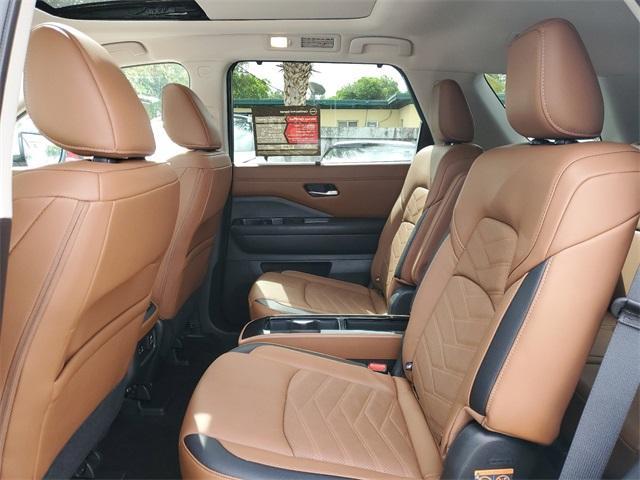 used 2024 Nissan Pathfinder car, priced at $40,000