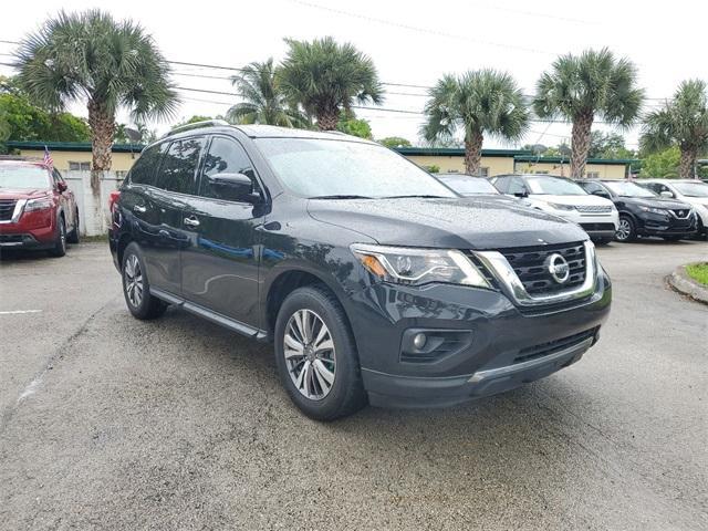 used 2020 Nissan Pathfinder car, priced at $17,990