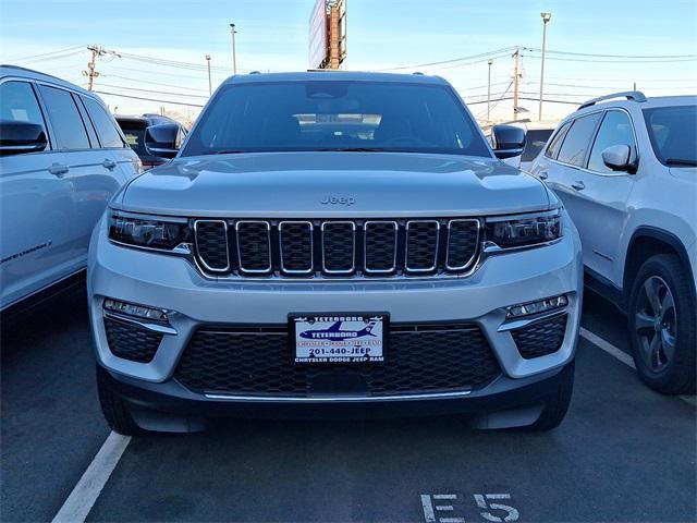 new 2024 Jeep Grand Cherokee car, priced at $52,810