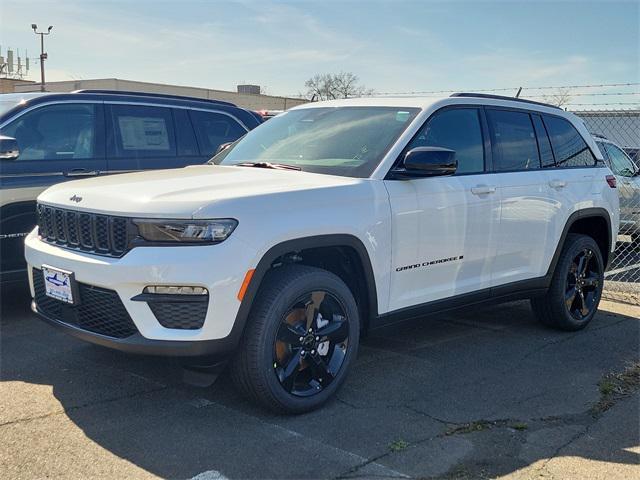 new 2024 Jeep Grand Cherokee car, priced at $54,940