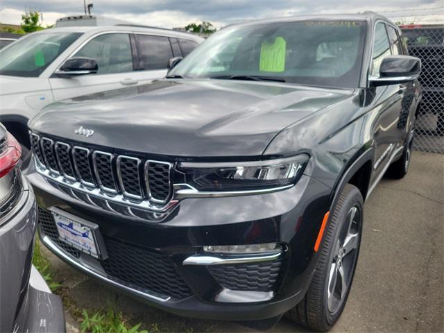 new 2024 Jeep Grand Cherokee car, priced at $55,435