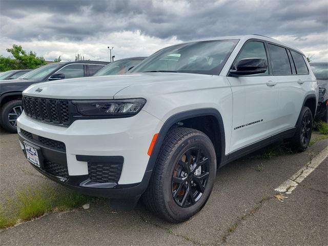 new 2024 Jeep Grand Cherokee L car, priced at $48,435