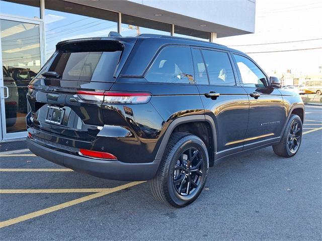 new 2025 Jeep Grand Cherokee car