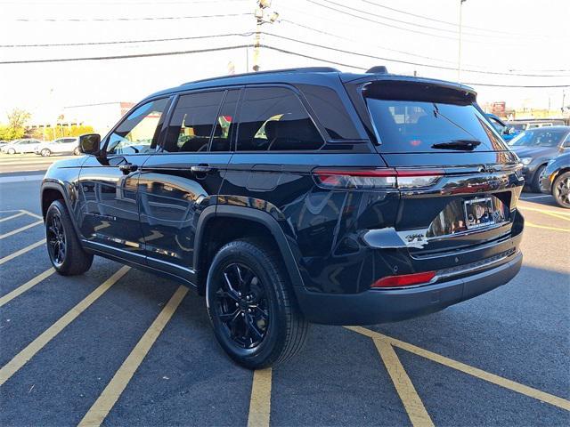 new 2025 Jeep Grand Cherokee car