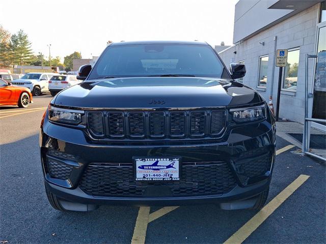 new 2025 Jeep Grand Cherokee car