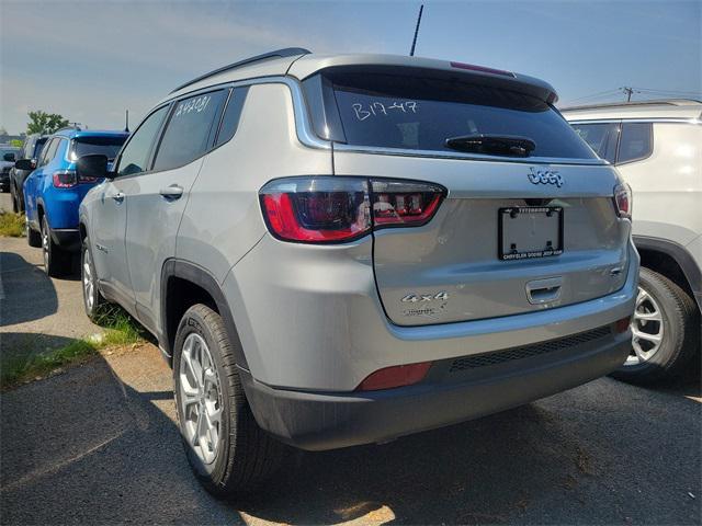 new 2024 Jeep Compass car, priced at $33,360