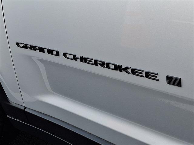 new 2024 Jeep Grand Cherokee car, priced at $47,030