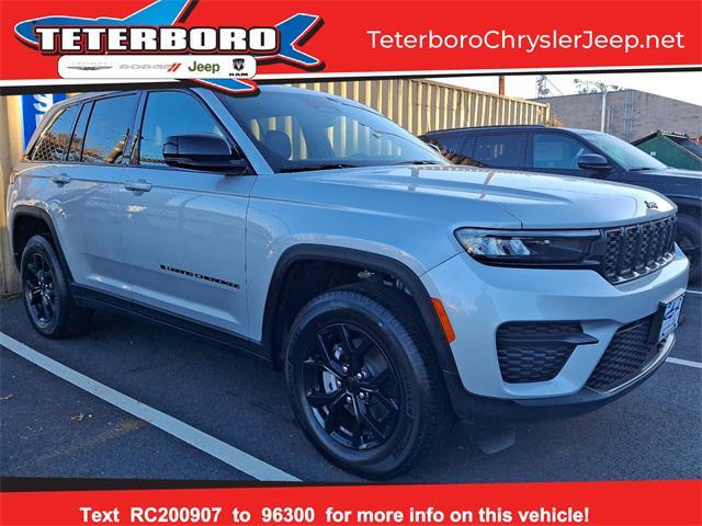 new 2024 Jeep Grand Cherokee car, priced at $47,030