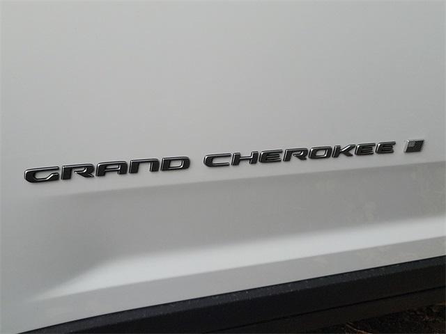 new 2024 Jeep Grand Cherokee L car