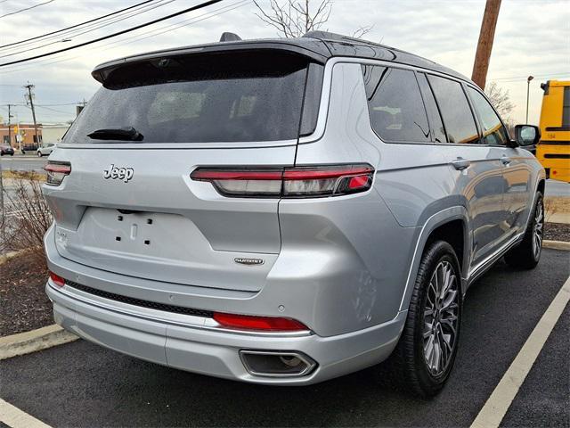 new 2025 Jeep Grand Cherokee L car, priced at $71,200