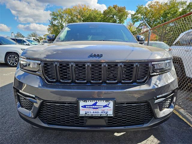 new 2025 Jeep Grand Cherokee car