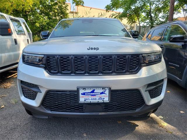 new 2024 Jeep Grand Cherokee car, priced at $47,530