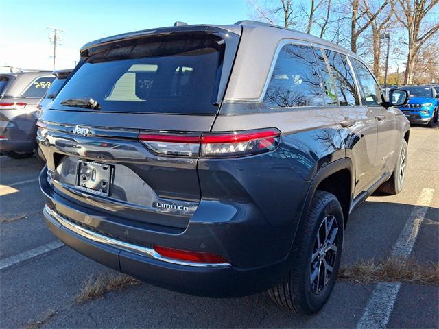 new 2025 Jeep Grand Cherokee car, priced at $49,810