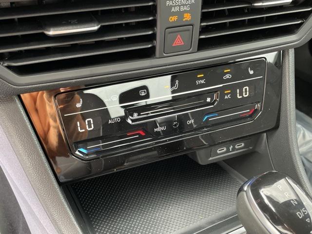 new 2025 Volkswagen Jetta car, priced at $23,524