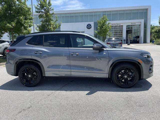 new 2025 Volkswagen Tiguan car, priced at $36,067