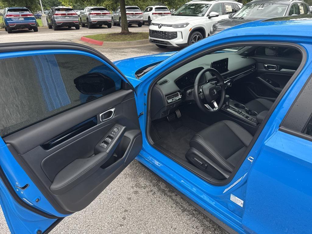 used 2025 Honda Civic Hybrid car, priced at $30,706