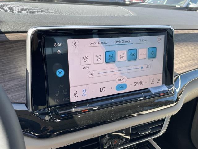 new 2025 Volkswagen Atlas car, priced at $47,009