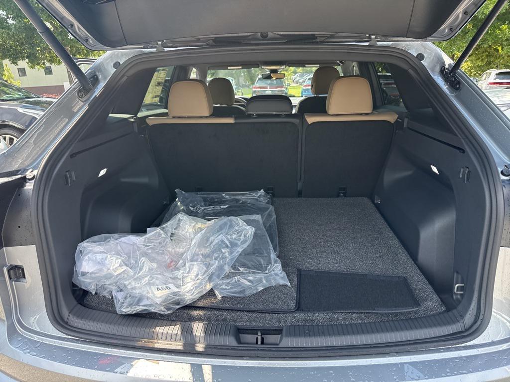 new 2026 Volkswagen Atlas Cross Sport car, priced at $41,268