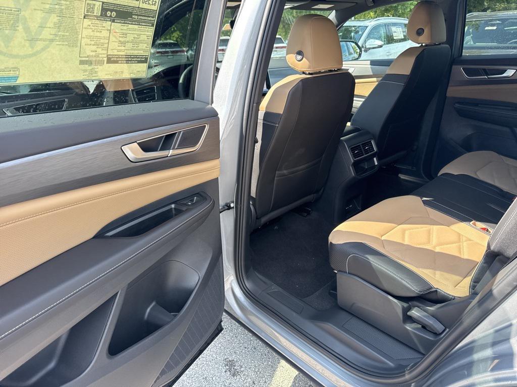 new 2026 Volkswagen Atlas Cross Sport car, priced at $41,268