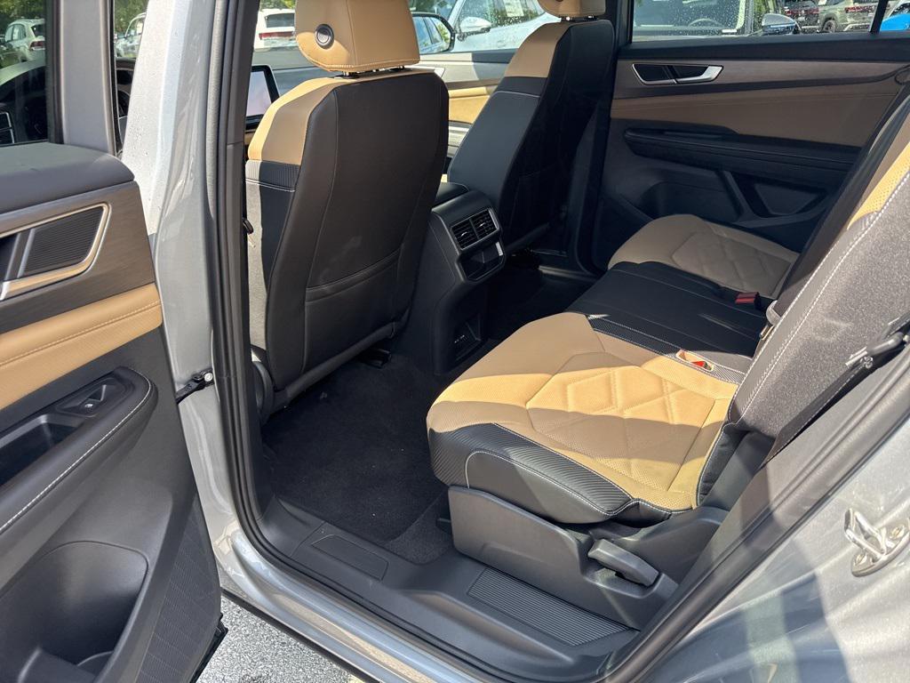 new 2026 Volkswagen Atlas Cross Sport car, priced at $41,268