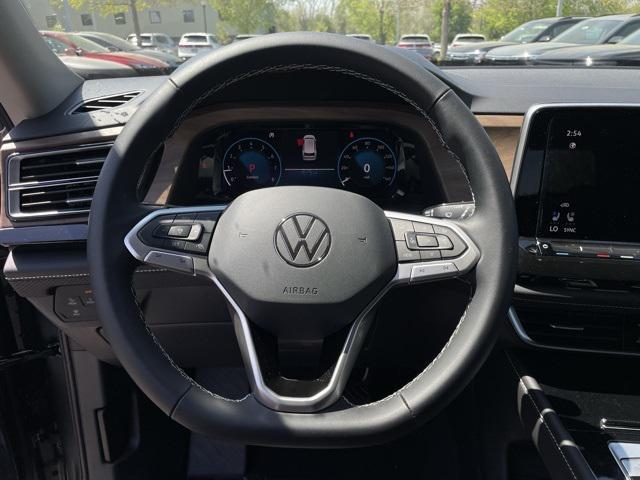 new 2025 Volkswagen Atlas car, priced at $43,541