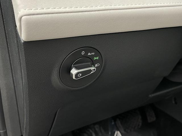 new 2025 Volkswagen Taos car, priced at $29,222