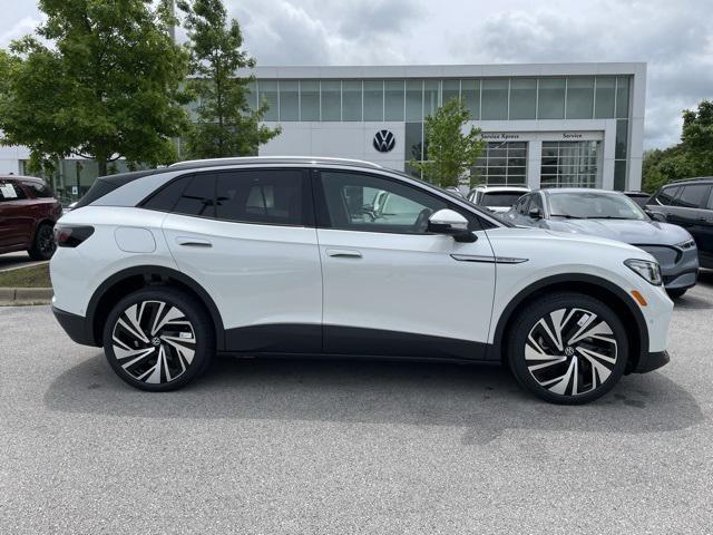 new 2025 Volkswagen ID.4 car, priced at $52,964