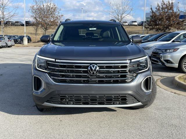 new 2025 Volkswagen Atlas car, priced at $46,475