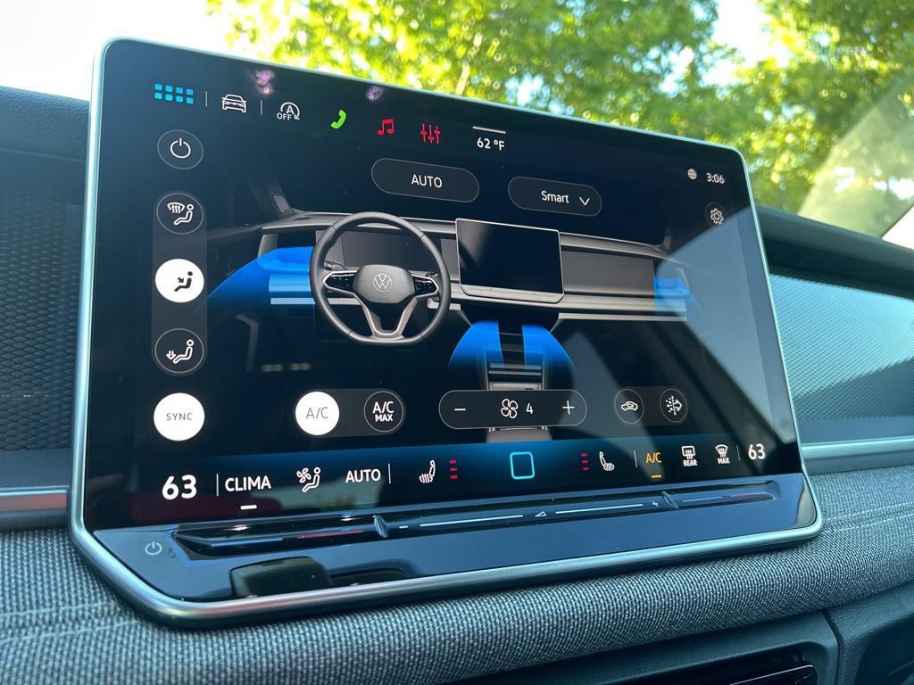 new 2026 Volkswagen Tiguan car, priced at $33,553