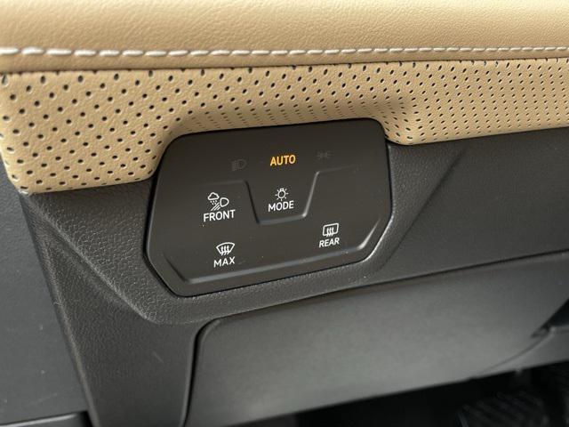 new 2025 Volkswagen Atlas Cross Sport car, priced at $40,134