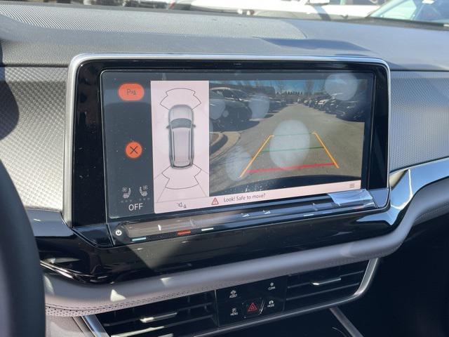 new 2025 Volkswagen Atlas car, priced at $44,904