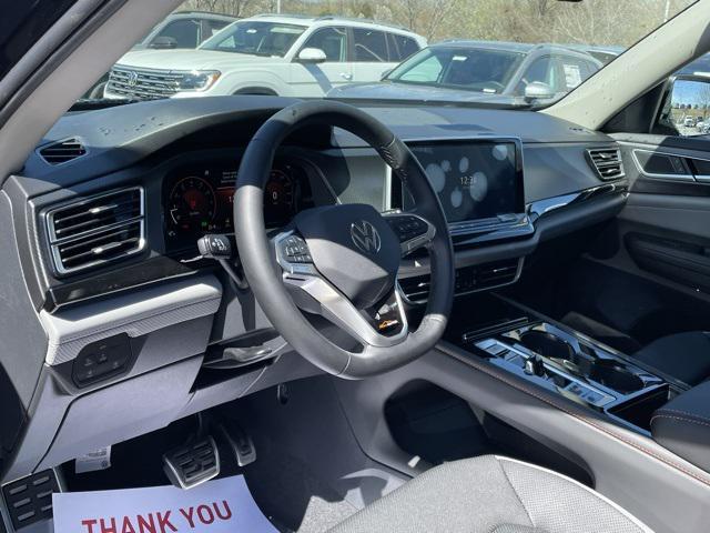 new 2025 Volkswagen Atlas car, priced at $44,904