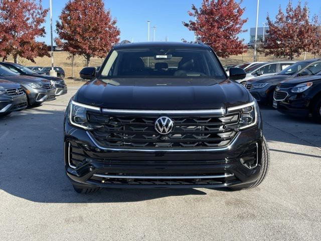 new 2025 Volkswagen Atlas car, priced at $55,626