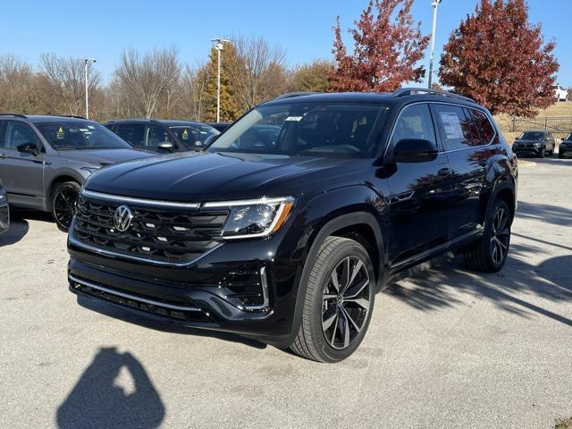 new 2025 Volkswagen Atlas car, priced at $55,626