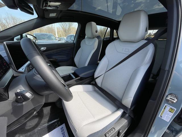 new 2025 Volkswagen ID.4 car, priced at $49,432