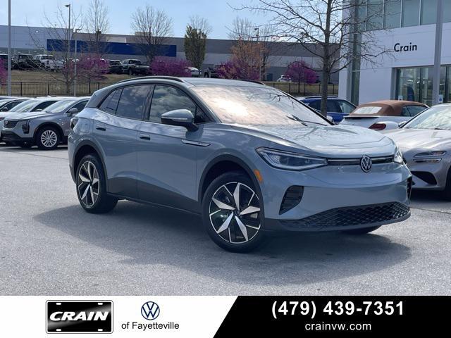 new 2025 Volkswagen ID.4 car, priced at $49,432
