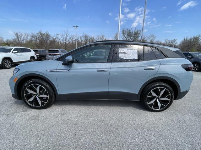 new 2025 Volkswagen ID.4 car, priced at $49,432