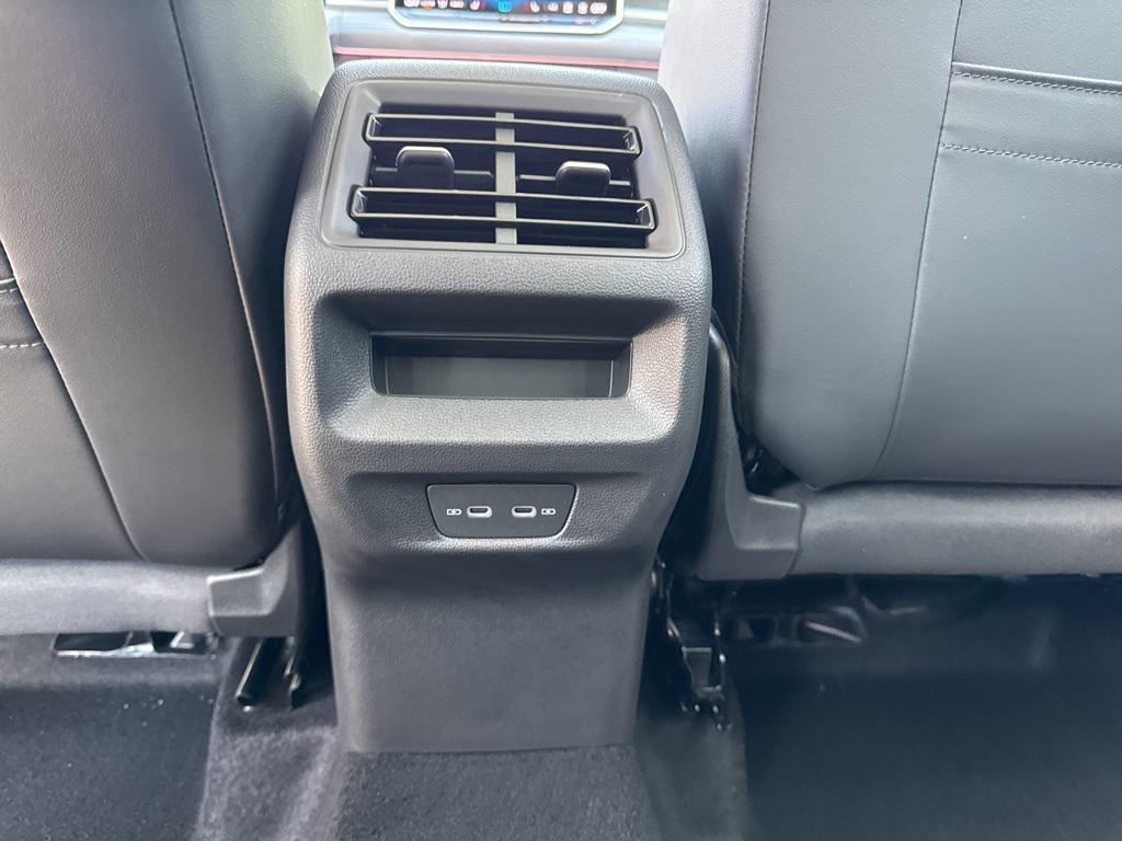 new 2025 Volkswagen Tiguan car, priced at $36,526