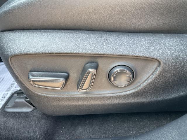 used 2024 Toyota Highlander car, priced at $39,982