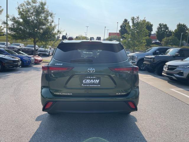 used 2024 Toyota Highlander car, priced at $39,982