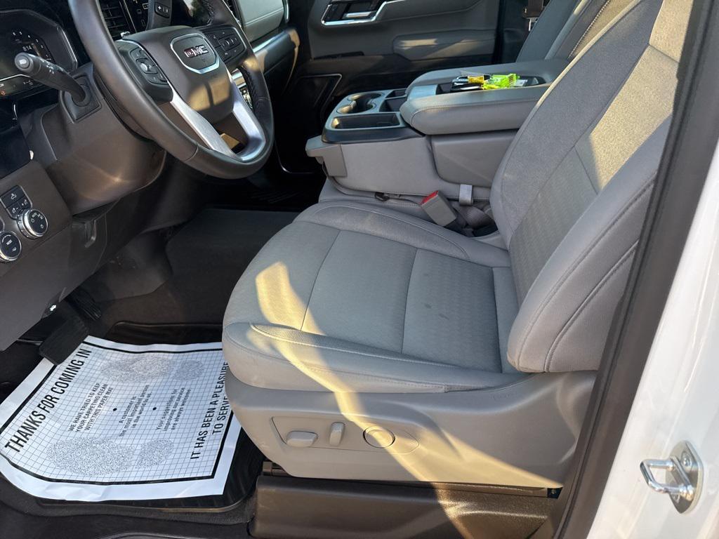 used 2024 GMC Sierra 1500 car, priced at $43,900