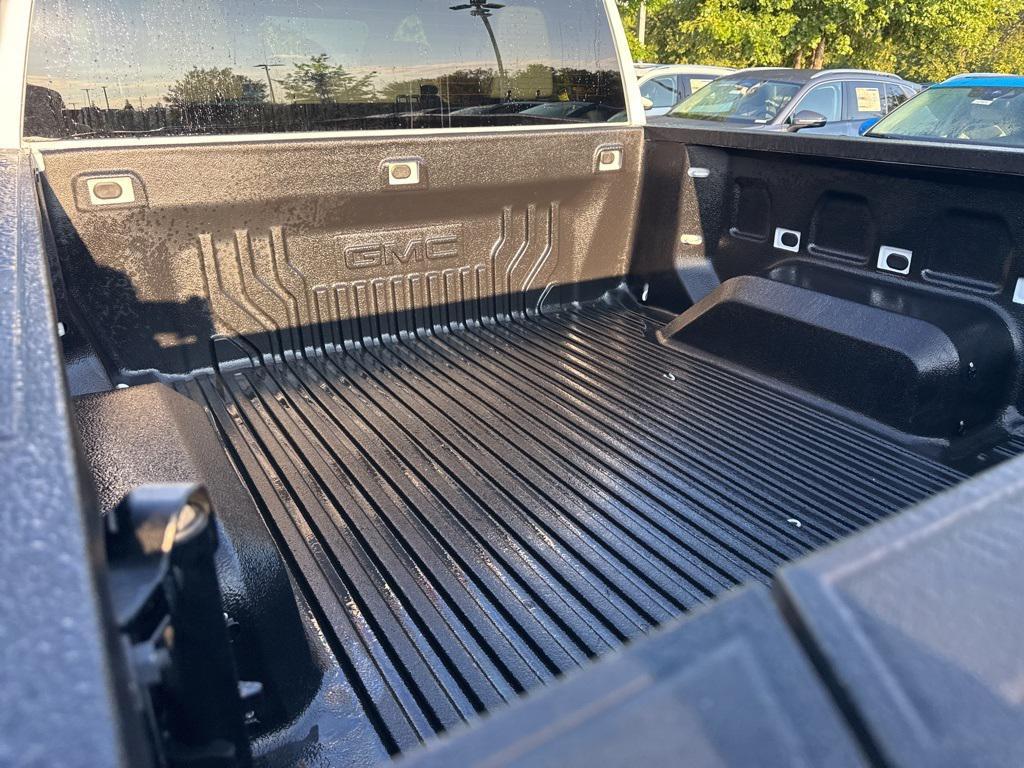 used 2024 GMC Sierra 1500 car, priced at $43,900