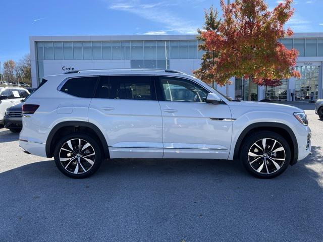 new 2025 Volkswagen Atlas car, priced at $53,773