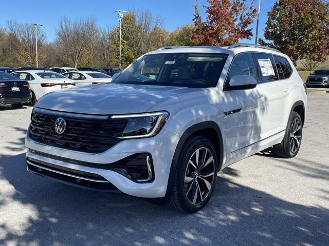 new 2025 Volkswagen Atlas car, priced at $53,773