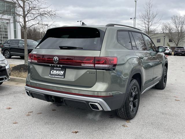 new 2025 Volkswagen Atlas car, priced at $47,404