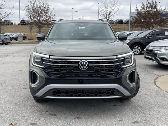 new 2025 Volkswagen Atlas car, priced at $47,404