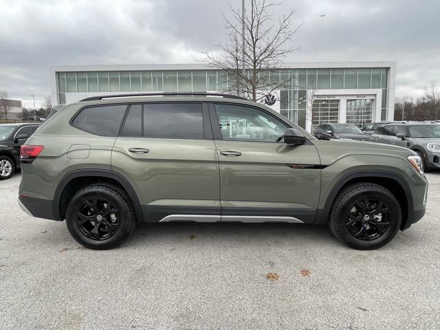 new 2025 Volkswagen Atlas car, priced at $47,404