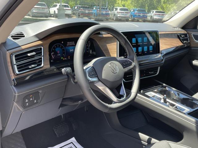 new 2025 Volkswagen Atlas car, priced at $43,225