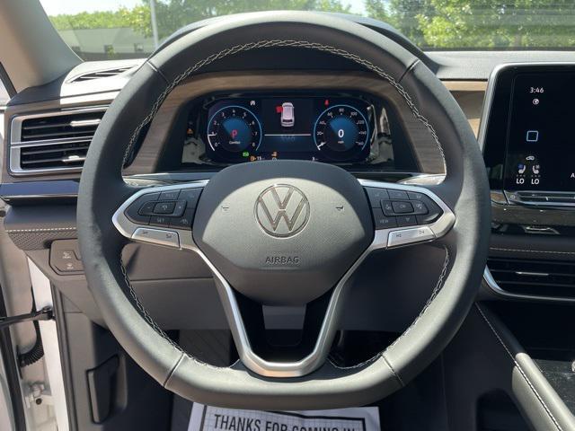 new 2025 Volkswagen Atlas car, priced at $43,225