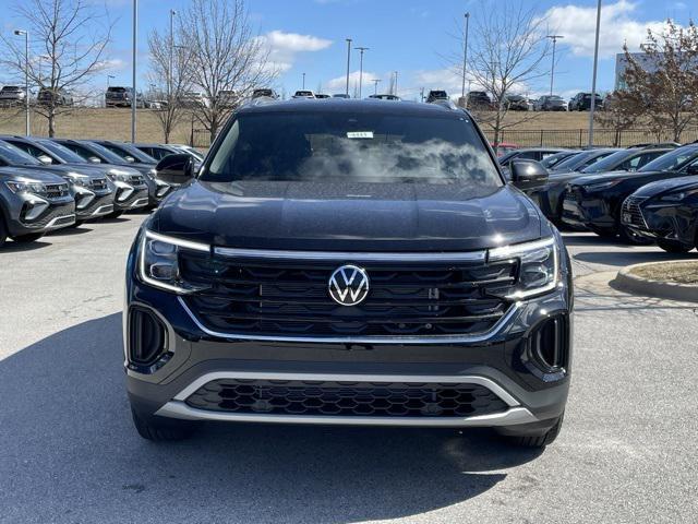 new 2025 Volkswagen Atlas Cross Sport car, priced at $39,764